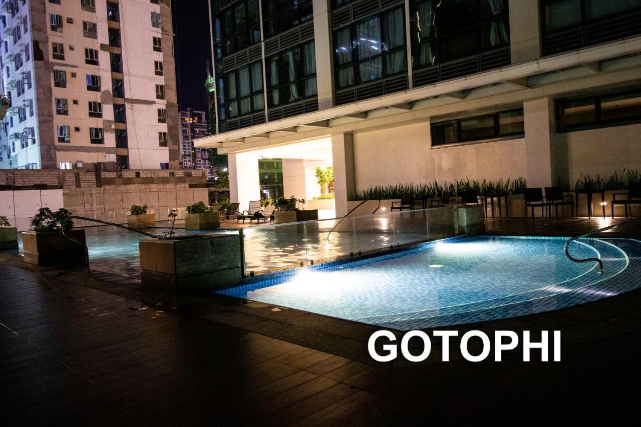 One Uptown Residence Taguig Buitenkant foto
